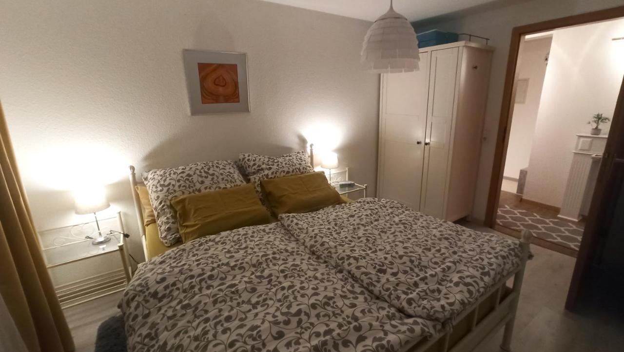 Fewo - Charmante 2 Zimmer Wohnung Mitten In 마르크도르프 외부 사진
