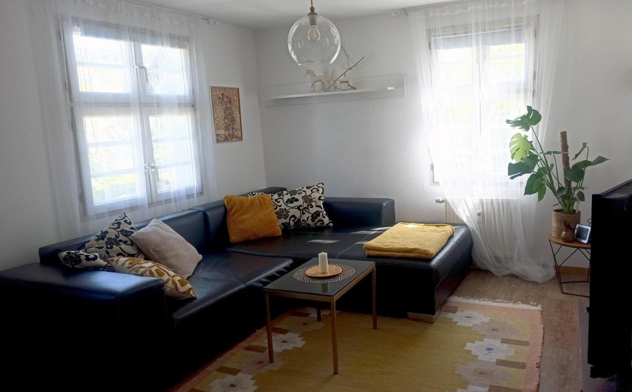 Fewo - Charmante 2 Zimmer Wohnung Mitten In 마르크도르프 외부 사진